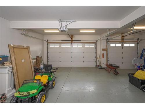 19 Caverhill Crescent, Komoka, ON - Indoor Photo Showing Garage
