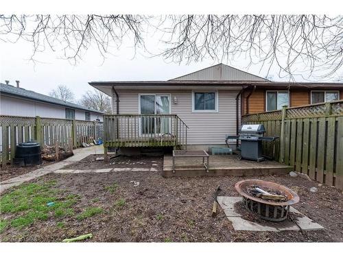 15 Wenlock Crescent, London, ON - Outdoor With Backyard