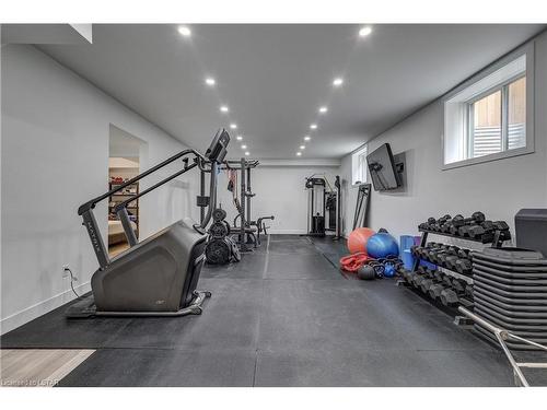 1641 Applerock Avenue, London, ON - Indoor Photo Showing Gym Room