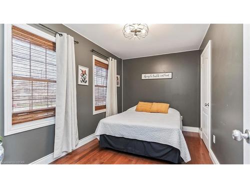108 Main Street, Glencoe, ON - Indoor Photo Showing Bedroom