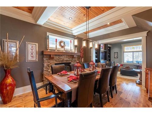 647 Grosvenor Street, London, ON - Indoor Photo Showing Dining Room With Fireplace
