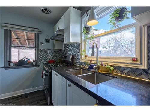 26 Highway Avenue, London, ON - Indoor Photo Showing Kitchen With Double Sink