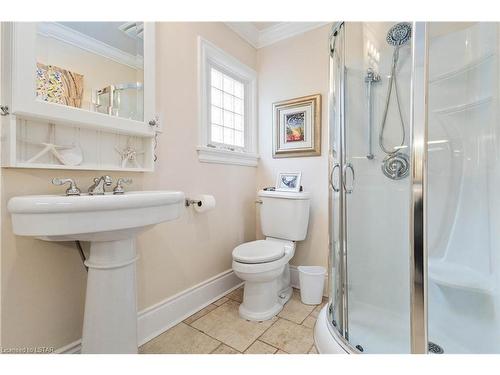 49235 Blair Drive, Aylmer, ON - Indoor Photo Showing Bathroom