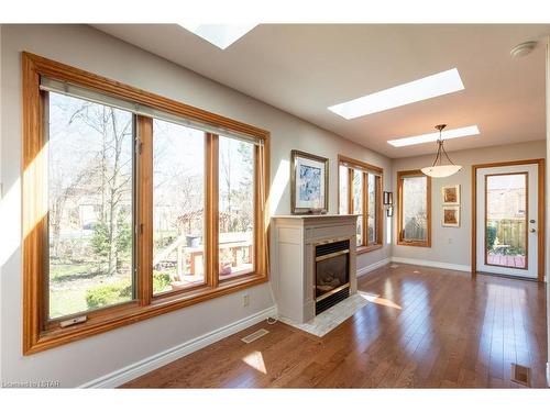 6 Westbury Grove, London, ON - Indoor With Fireplace