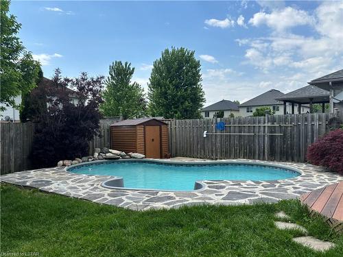 1381 Rosenberg Road, London, ON - Outdoor With In Ground Pool