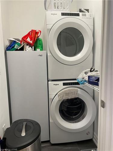 107-480 Callaway Road, London, ON - Indoor Photo Showing Laundry Room