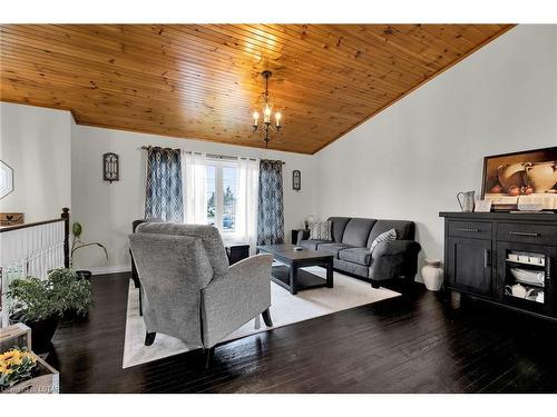 9475 Springwater Road, St. Thomas, ON - Indoor Photo Showing Other Room