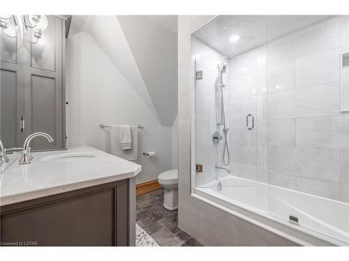 5504 Union Road, Elgin, ON - Indoor Photo Showing Bathroom