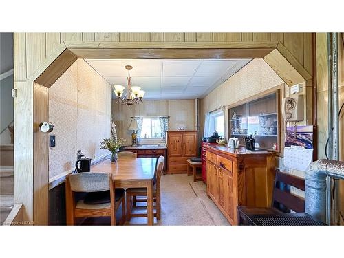 262 Prince Arthur Street, Centralia, ON - Indoor Photo Showing Dining Room