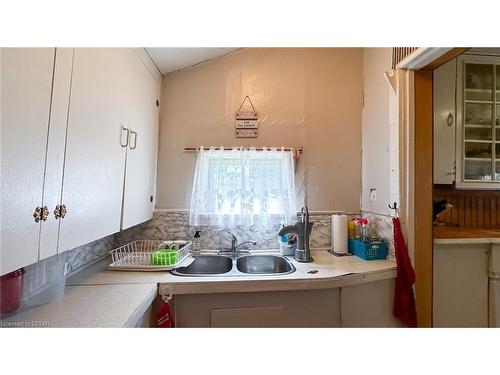 262 Prince Arthur Street, Centralia, ON - Indoor Photo Showing Kitchen With Double Sink