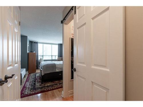 606-7 Picton Street, London, ON - Indoor Photo Showing Other Room