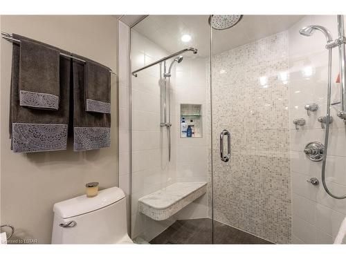 606-7 Picton Street, London, ON - Indoor Photo Showing Bathroom