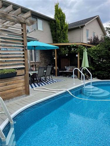 691 Clearwater Crescent, London, ON - Outdoor With In Ground Pool