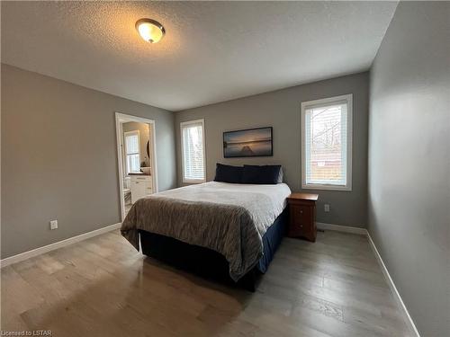 2151 Queen Street E, Sault Ste. Marie, ON - Indoor Photo Showing Bedroom