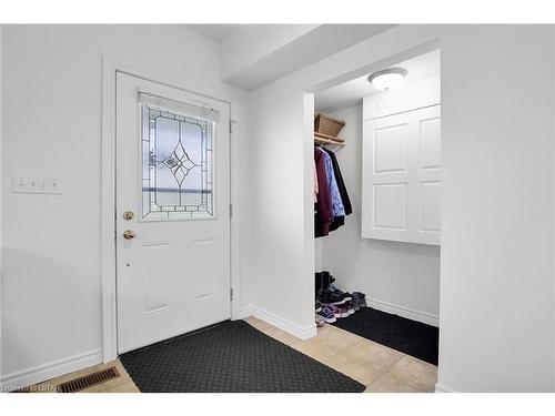 268 Marsh Line, Dutton, ON - Indoor Photo Showing Other Room