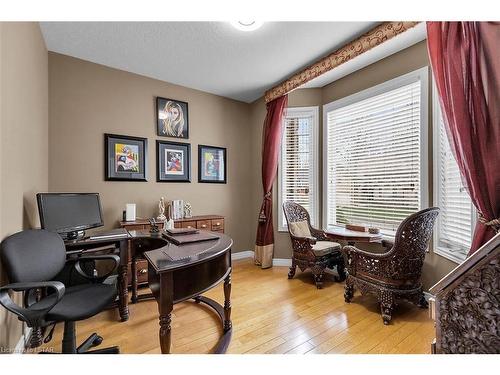 206 Ambleside Drive, London, ON - Indoor Photo Showing Office