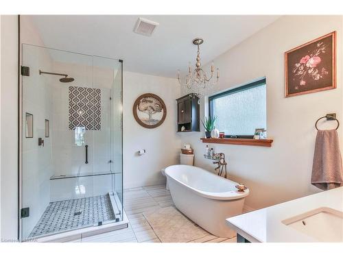 88646 Hilltop Lane, Aylmer, ON - Indoor Photo Showing Bathroom