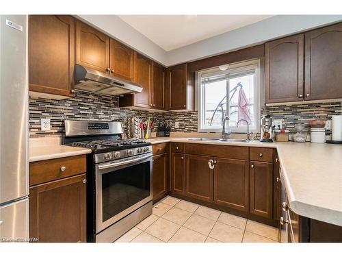1116 Kimball Crescent, London, ON - Indoor Photo Showing Kitchen With Stainless Steel Kitchen With Double Sink