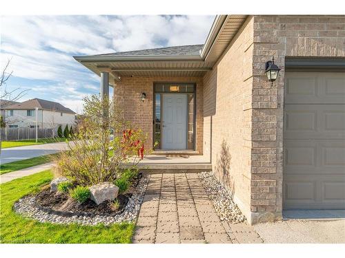 1233 Lawson Road, London, ON - Outdoor