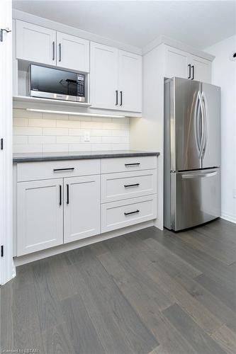 37 Styles Drive, St. Thomas, ON - Indoor Photo Showing Kitchen