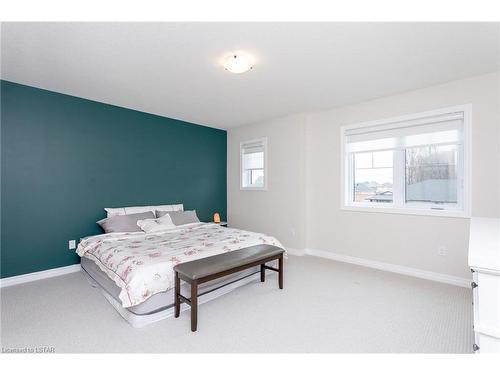 37 Styles Drive, St. Thomas, ON - Indoor Photo Showing Bedroom