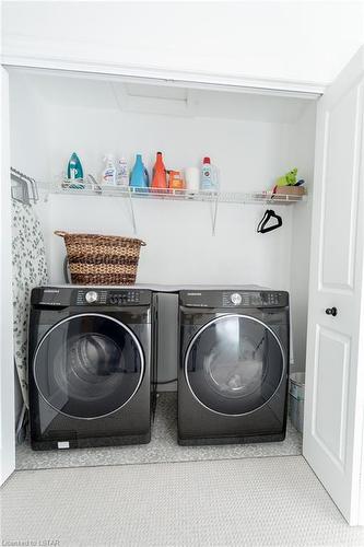 37 Styles Drive, St. Thomas, ON - Indoor Photo Showing Laundry Room