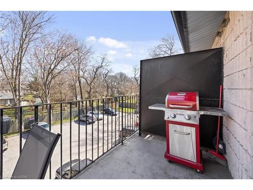 304-3355 Sandwich Street, Windsor, ON - Outdoor With Balcony With Exterior
