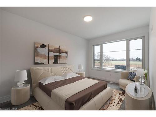 49-101 Swales Avenue, Strathroy, ON - Indoor Photo Showing Bedroom