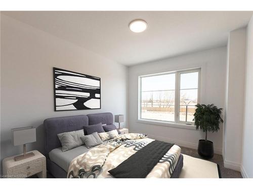 45-101 Swales Avenue, Strathroy, ON - Indoor Photo Showing Bedroom