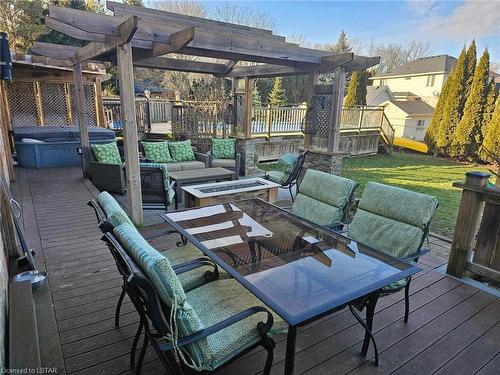 31 Bayside Court, London, ON - Outdoor With Deck Patio Veranda With Exterior