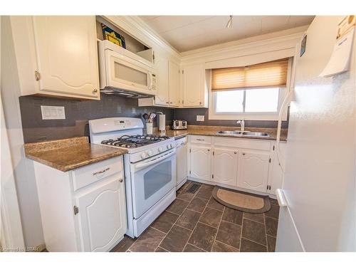 71247 Sandra Street N, Dashwood, ON - Indoor Photo Showing Kitchen With Double Sink