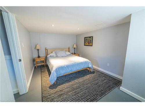 71247 Sandra Street N, Dashwood, ON - Indoor Photo Showing Bedroom