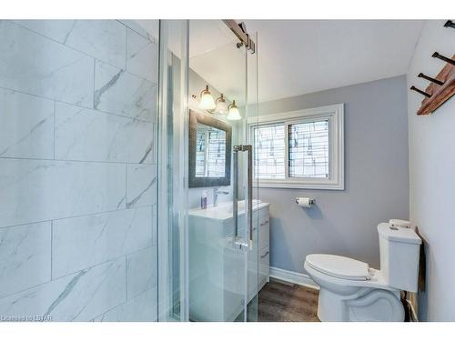 5459 Lake Valley Grove Road, Lambton Shores, ON - Indoor Photo Showing Bathroom