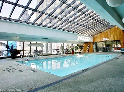 604-389 Dundas Street, London, ON - Indoor Photo Showing Other Room With In Ground Pool