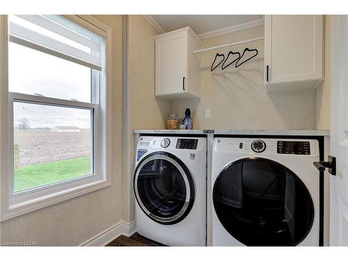 66 Fairview Crescent, Listowel, ON - Indoor Photo Showing Laundry Room