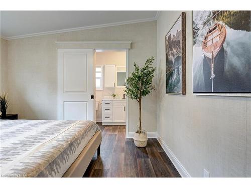 66 Fairview Crescent, Listowel, ON - Indoor Photo Showing Bedroom