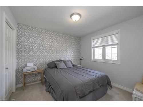 69 Shaw Boulevard, St. Thomas, ON - Indoor Photo Showing Bedroom