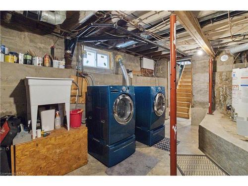 75 Albion Street, London, ON - Indoor Photo Showing Laundry Room
