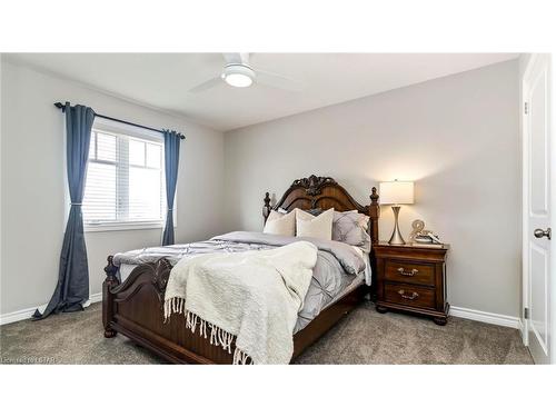 513 Juliana Drive Drive, Mount Brydges, ON - Indoor Photo Showing Bedroom