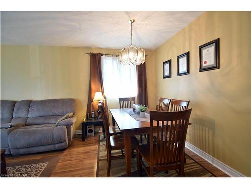 58 Ponderosa Crescent, London, ON - Indoor Photo Showing Dining Room