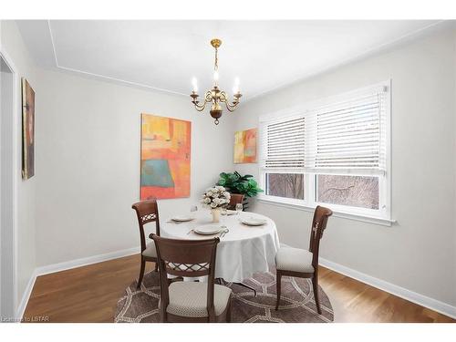 35 Harrison Crescent, London, ON - Indoor Photo Showing Dining Room
