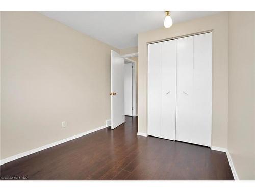 21 Highview Avenue W, London, ON - Indoor Photo Showing Other Room