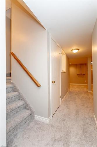 10-10 Rossmore Court, London, ON - Indoor Photo Showing Other Room