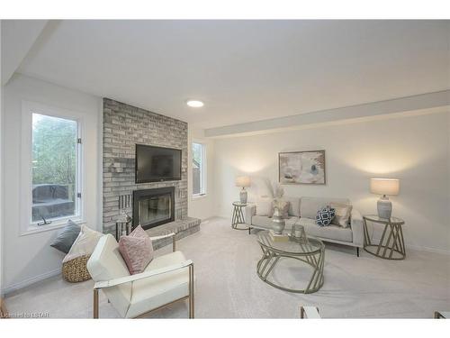 134 Brandy Lane Road, London, ON - Indoor Photo Showing Living Room With Fireplace