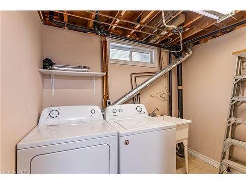1774 Culver Drive, London, ON - Indoor Photo Showing Laundry Room
