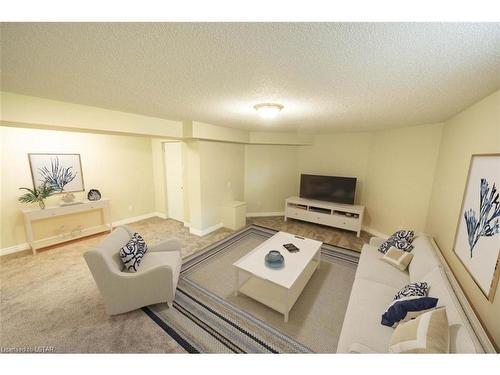 24-638 Wharncliffe Road, London, ON - Indoor Photo Showing Other Room