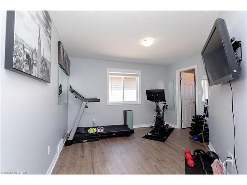 10 Peach Tree Boulevard, St. Thomas, ON - Indoor Photo Showing Gym Room