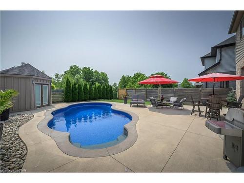 6595 Upper Canada Crossing, London, ON - Outdoor With In Ground Pool With Backyard