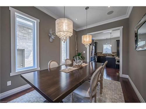 6595 Upper Canada Crossing, London, ON - Indoor Photo Showing Dining Room