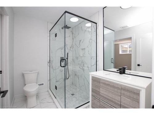 99 Optimist Drive, Talbotville, ON - Indoor Photo Showing Bathroom